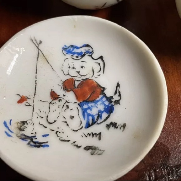 Made in occupied 1940’s Japan child’s porcelain tea set with original box! - Picture 6 of 12